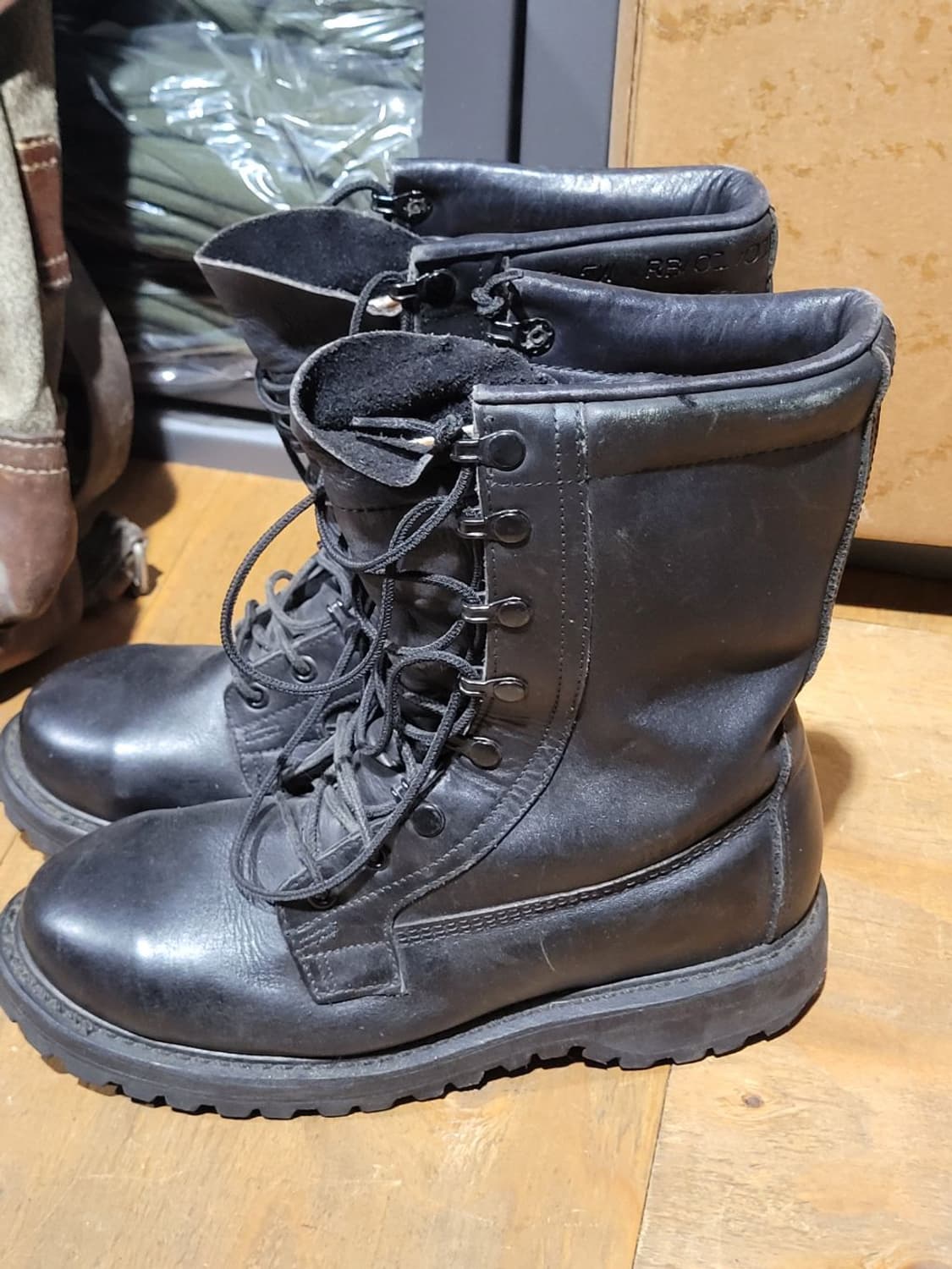 미 빈티지 고어텍스 부츠

 상품이미지4