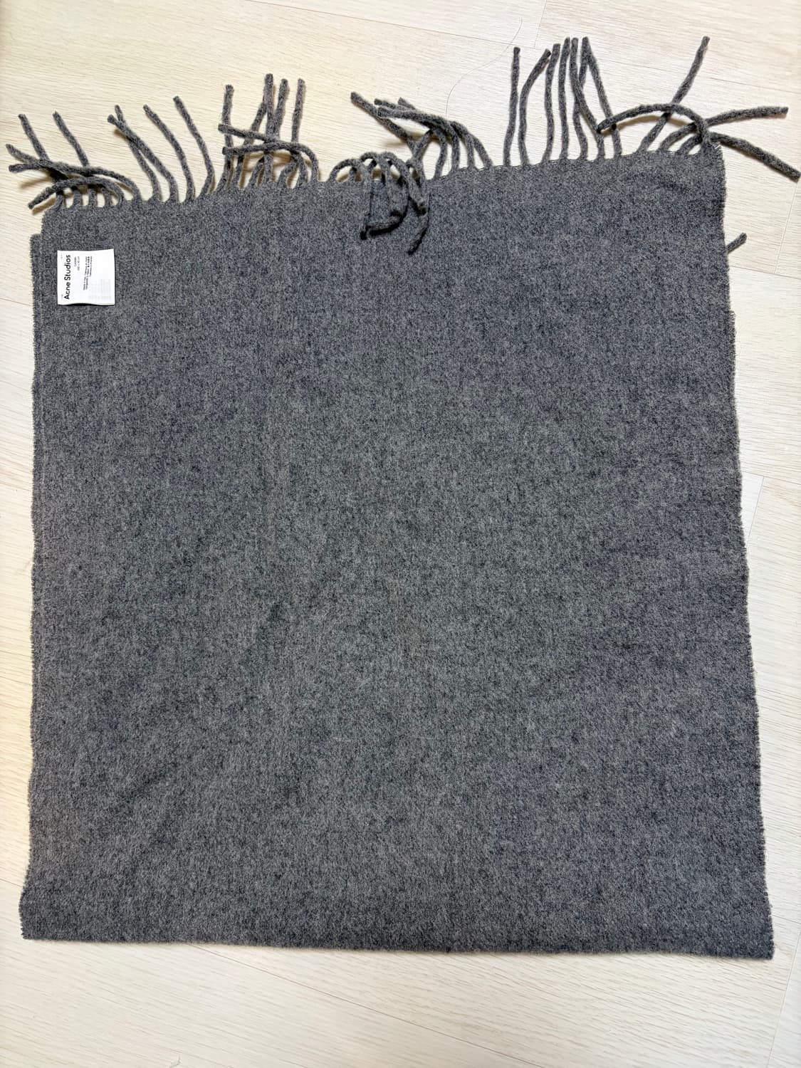 아크네 스튜디오 울 머플러 그레이 상품이미지1