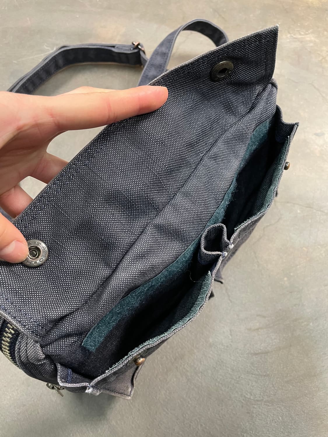 요시다포터 스모키 숄더백 상품이미지3