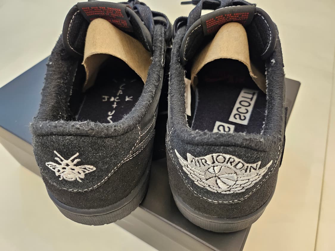 나이키 에어조던1 트래비스캇레트로로우 270 상품이미지3