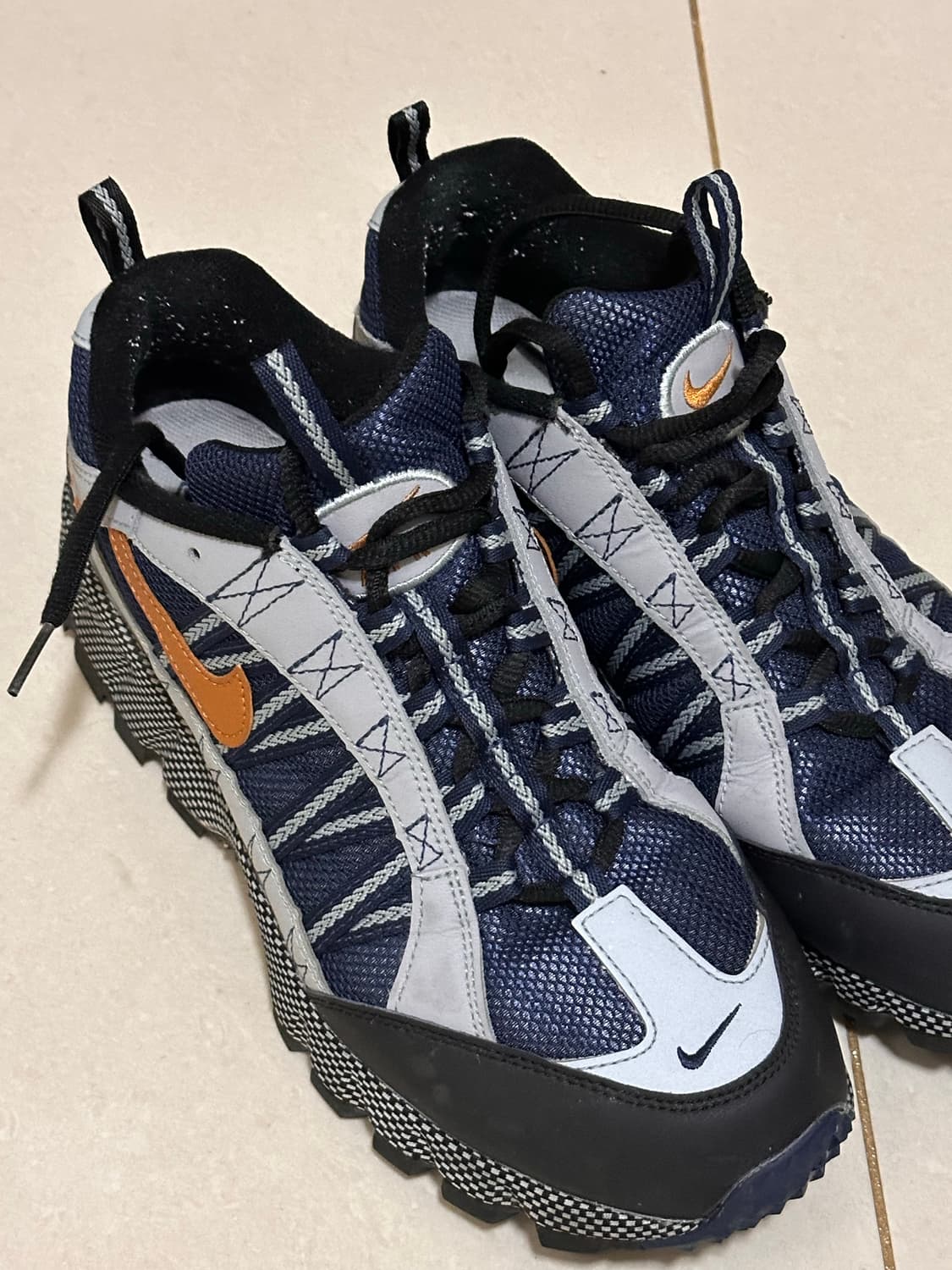 나이키 에어휴마라 미드나잇 네이비 280 상품이미지1