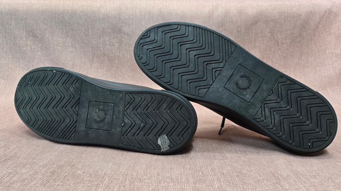 [정품/290] 프레드페리 스펜서 레더 올블랙 상품이미지6