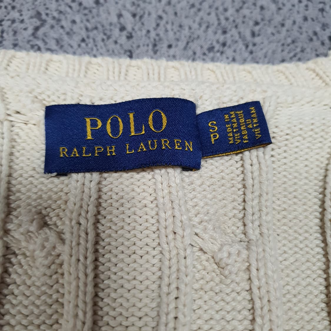 ✨ (바배) 폴로 랄프로렌 브이넥 케이블 니트  상품이미지3