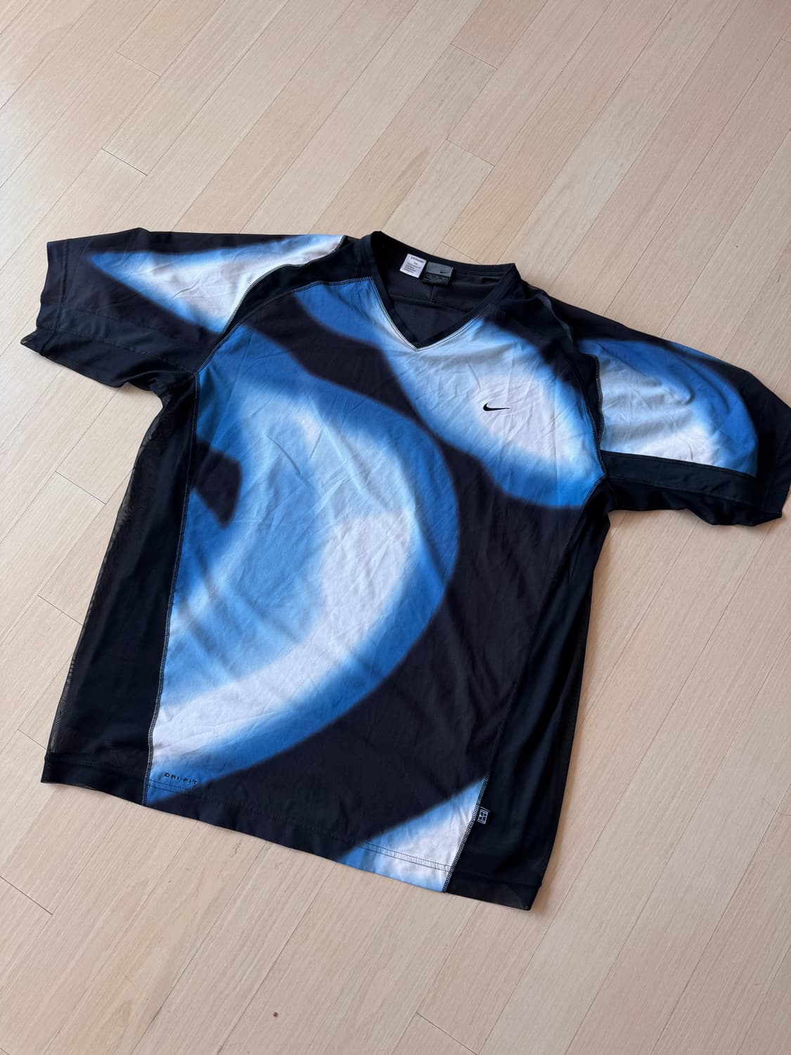 나이키 코트 테니스 페더러 2003 두바이 오픈 우승 착용 반팔 티셔츠 상품이미지1