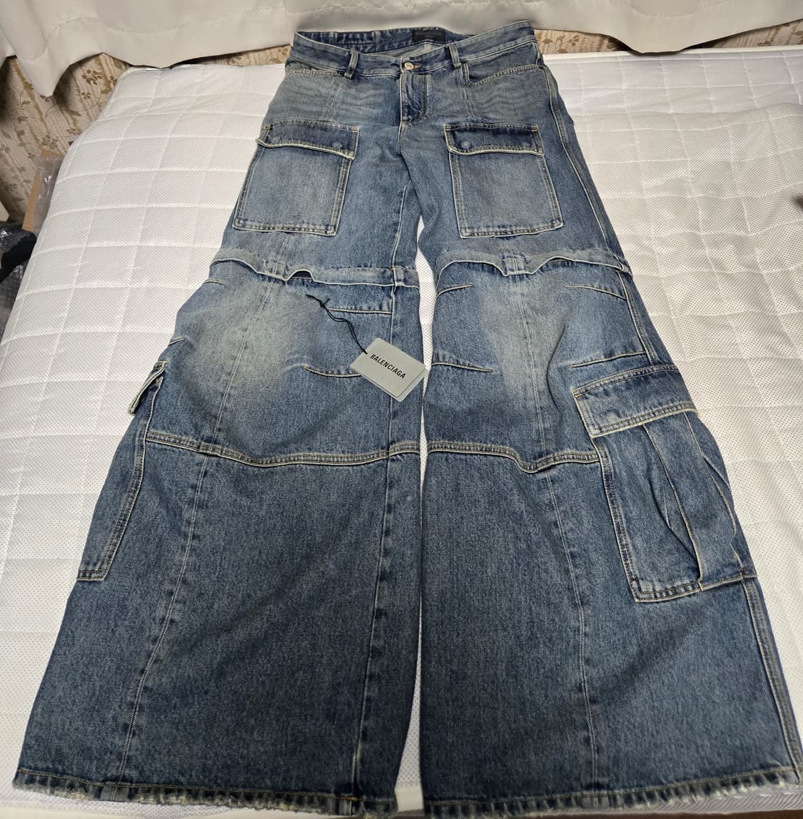 발렌시아가 플레어 카고 데님 팬츠 블루 상품이미지5