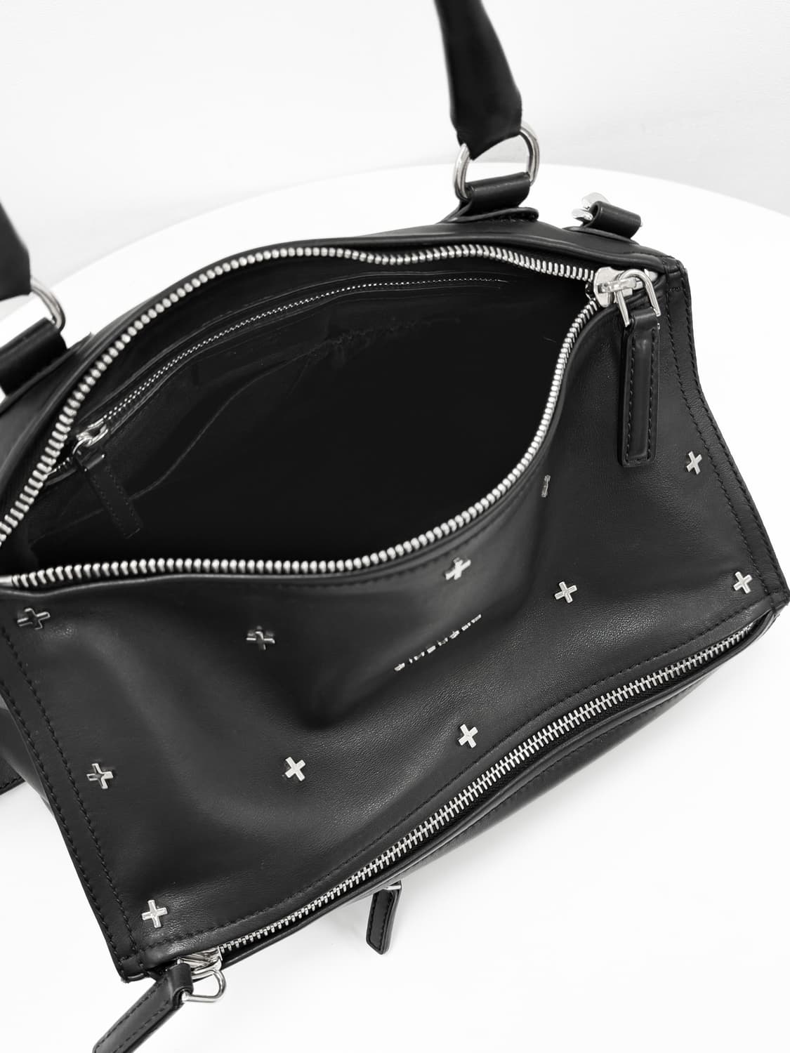 지방시 판도라 크로스 스터드 2WAY 숄더백 상품이미지6