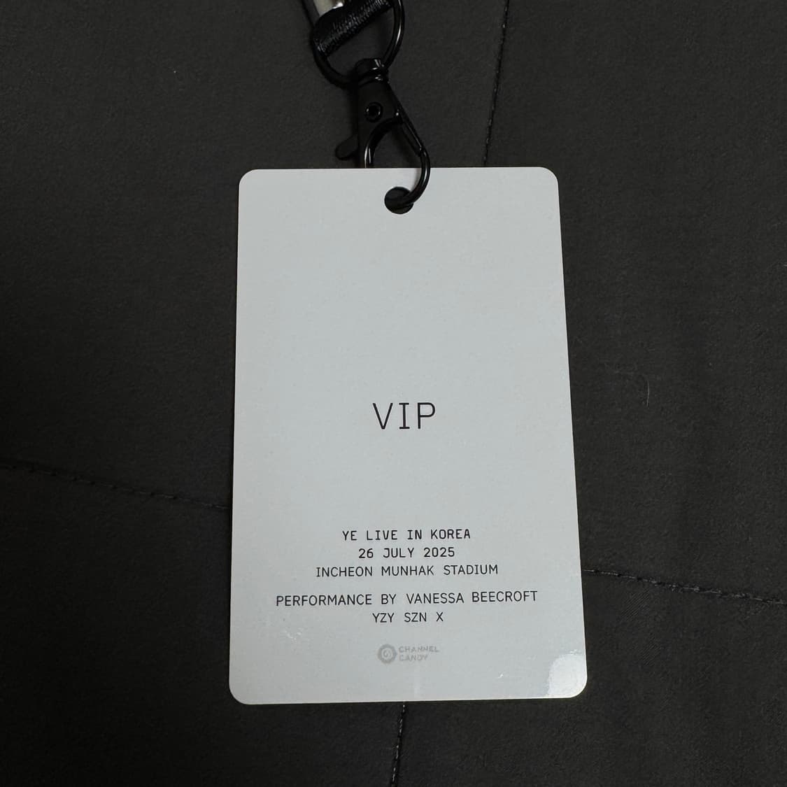 칸예웨스트 콘서트 VIP 전용 MD 목걸이 + 키링 새상품 상품이미지4