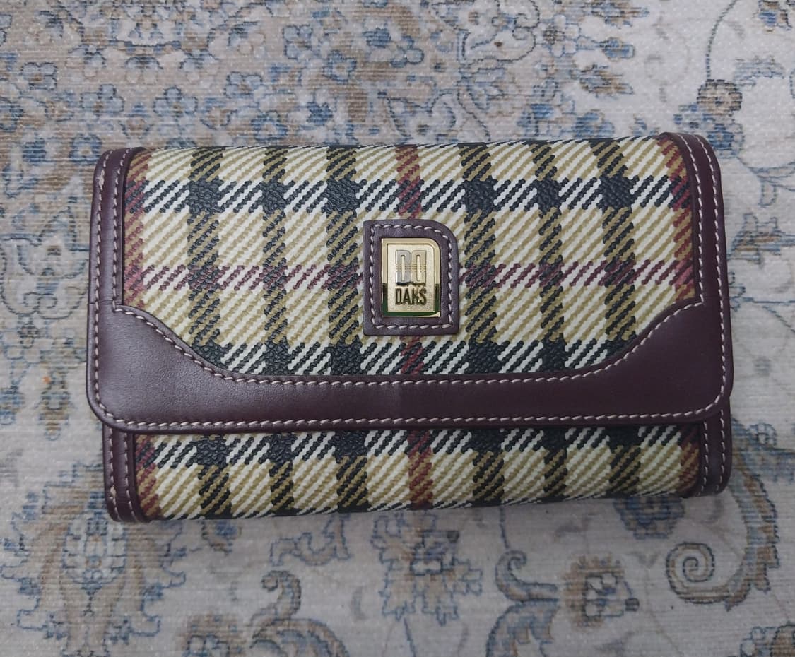 닥스 체크 반지갑 브라운 가죽 상품이미지1