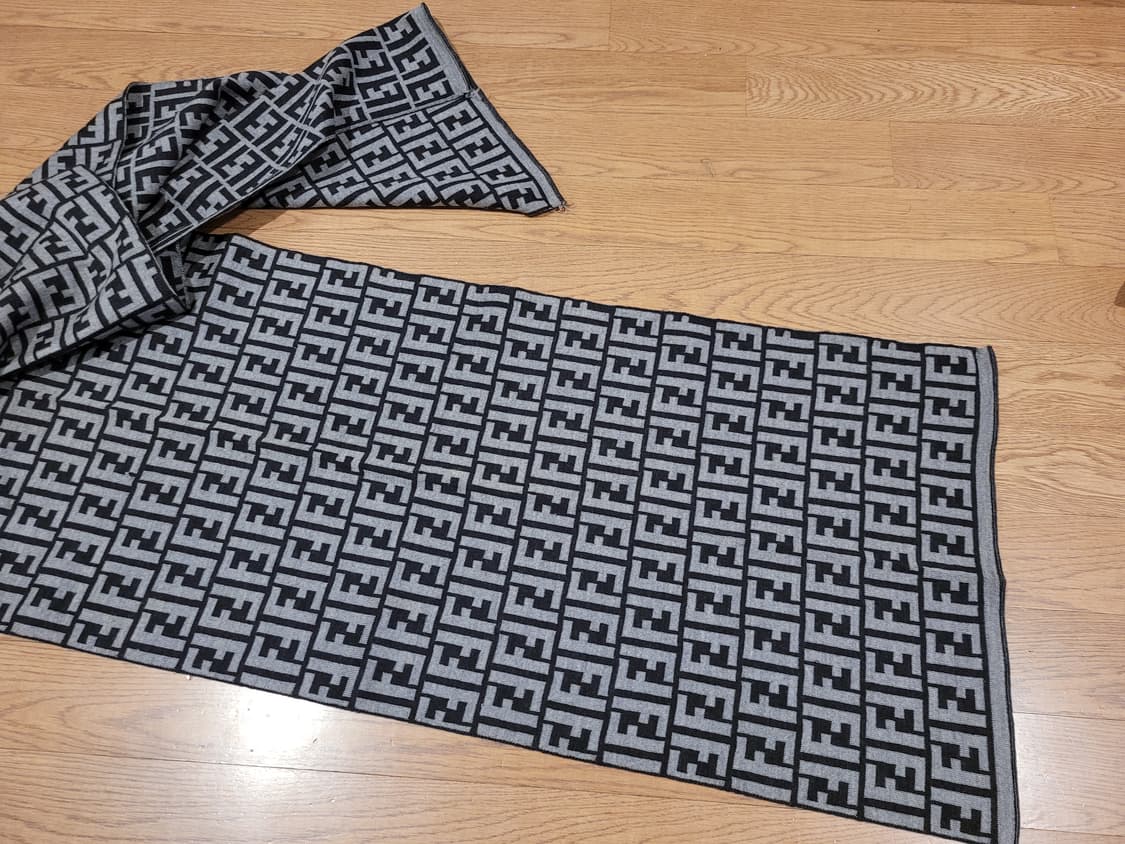 펜디 머플러  상품이미지1