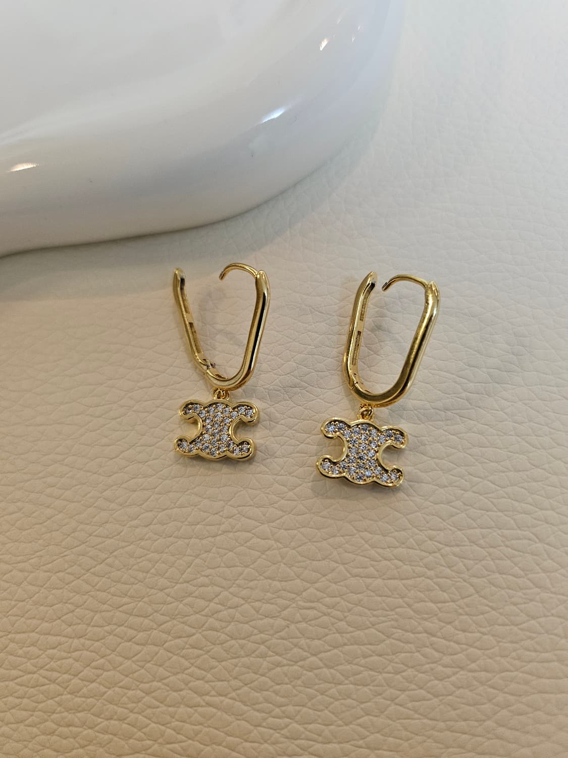 셀린느 라인스톤 트리옹프 원터치 귀걸이 금장 상품이미지6