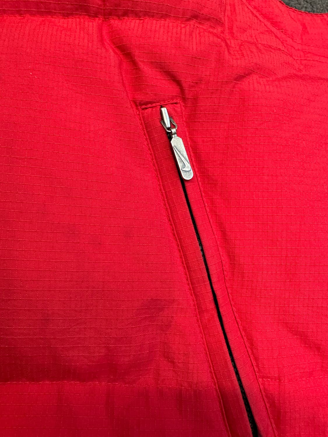 나이키 ACG 오리털 패딩 조끼 M 상품이미지4