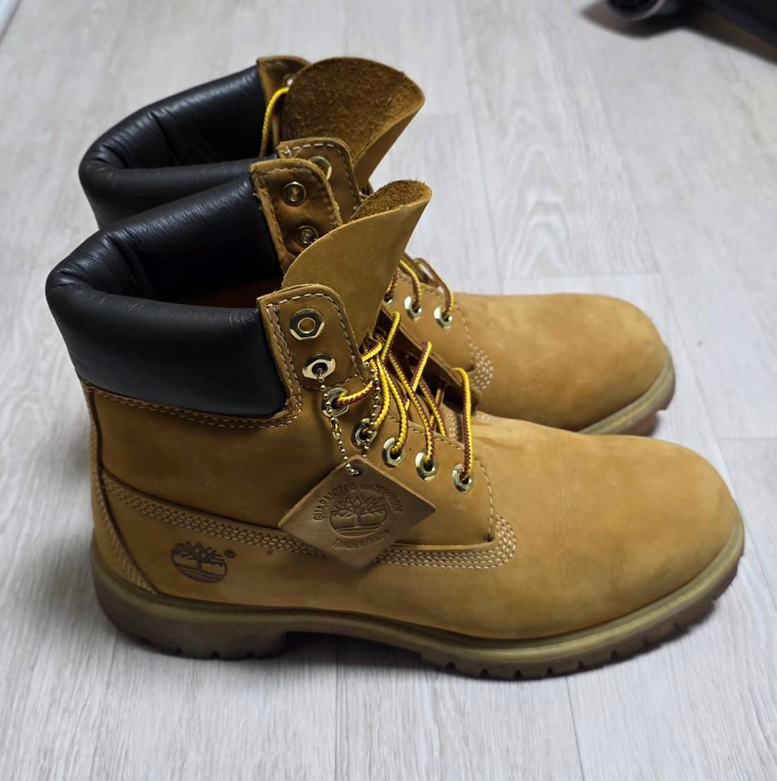 팀버랜드 6인치 워터프루프 프리미엄 누벅부츠(265~270) 상품이미지1