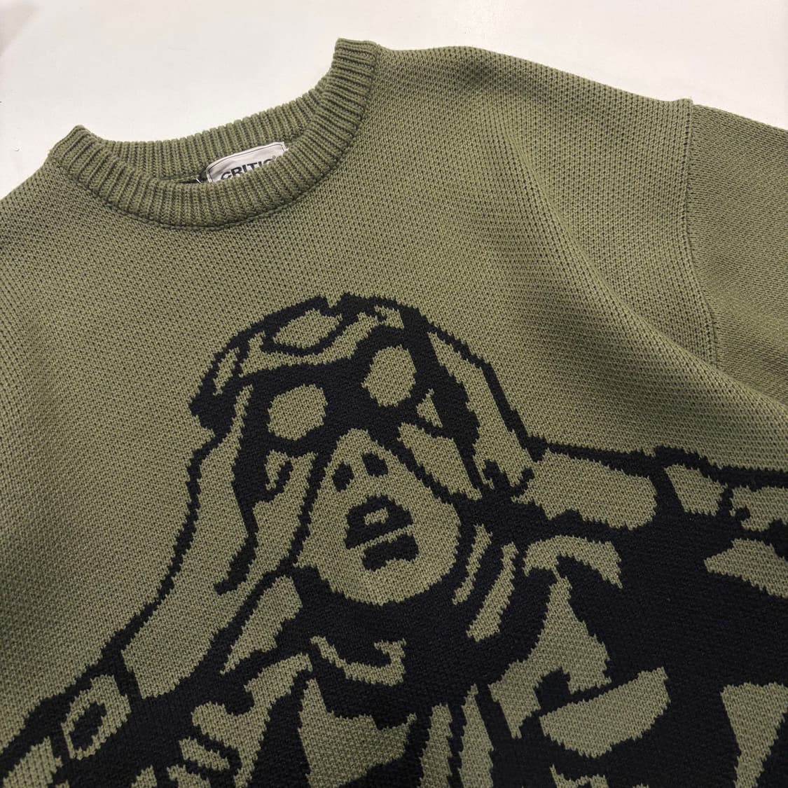 [L] 크리틱 스카웃보이 그래픽 니트 스웨터 카키 C281 상품이미지3