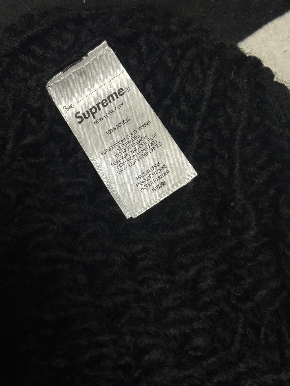 슈프림 블록 니트 비니 블랙 - 25SS  상품이미지3