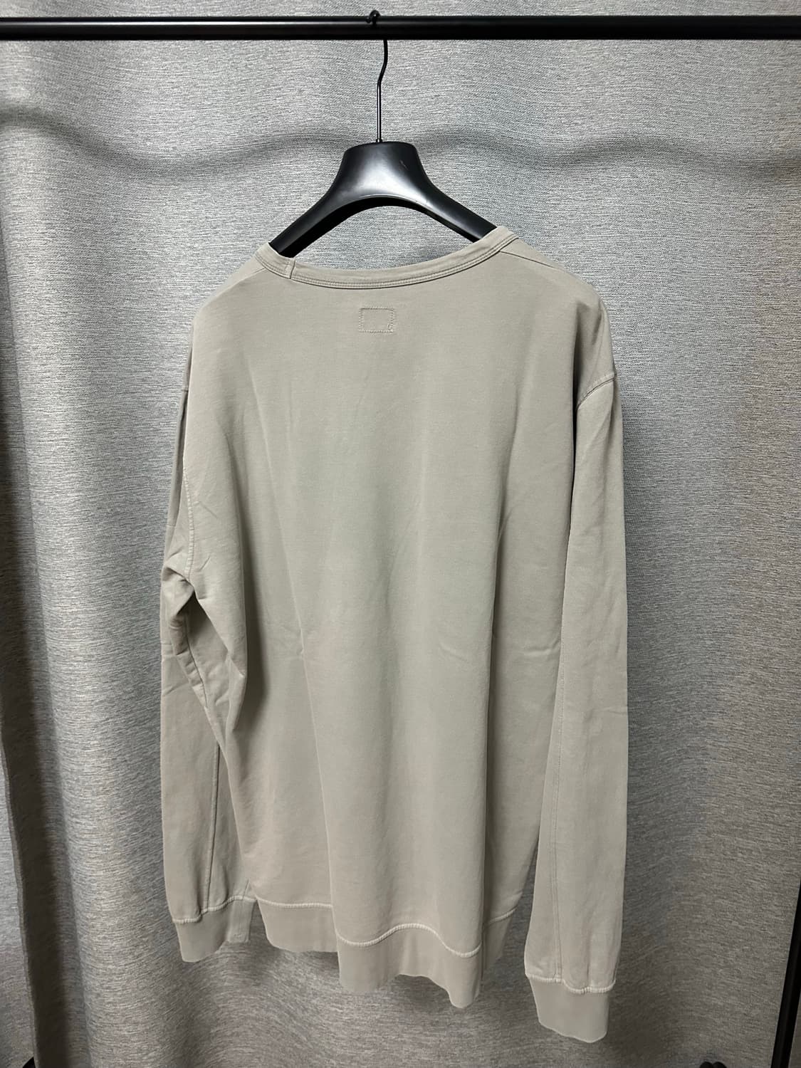 CP컴퍼니 맨투맨 라이트그레이 (XXL) 상품이미지2