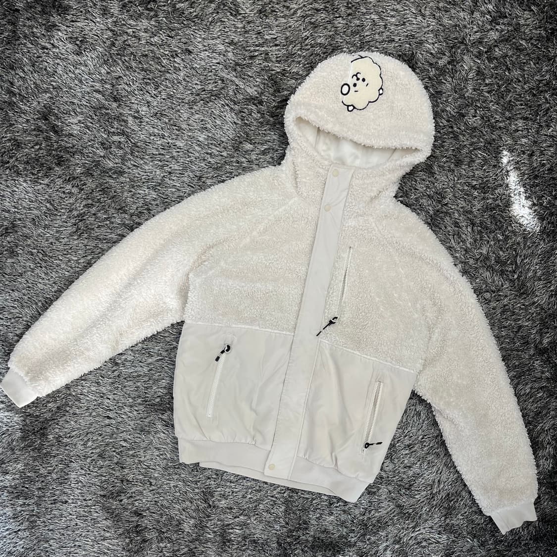 코오롱스포츠 BT21 RJ 후리스 (S) 상품이미지1