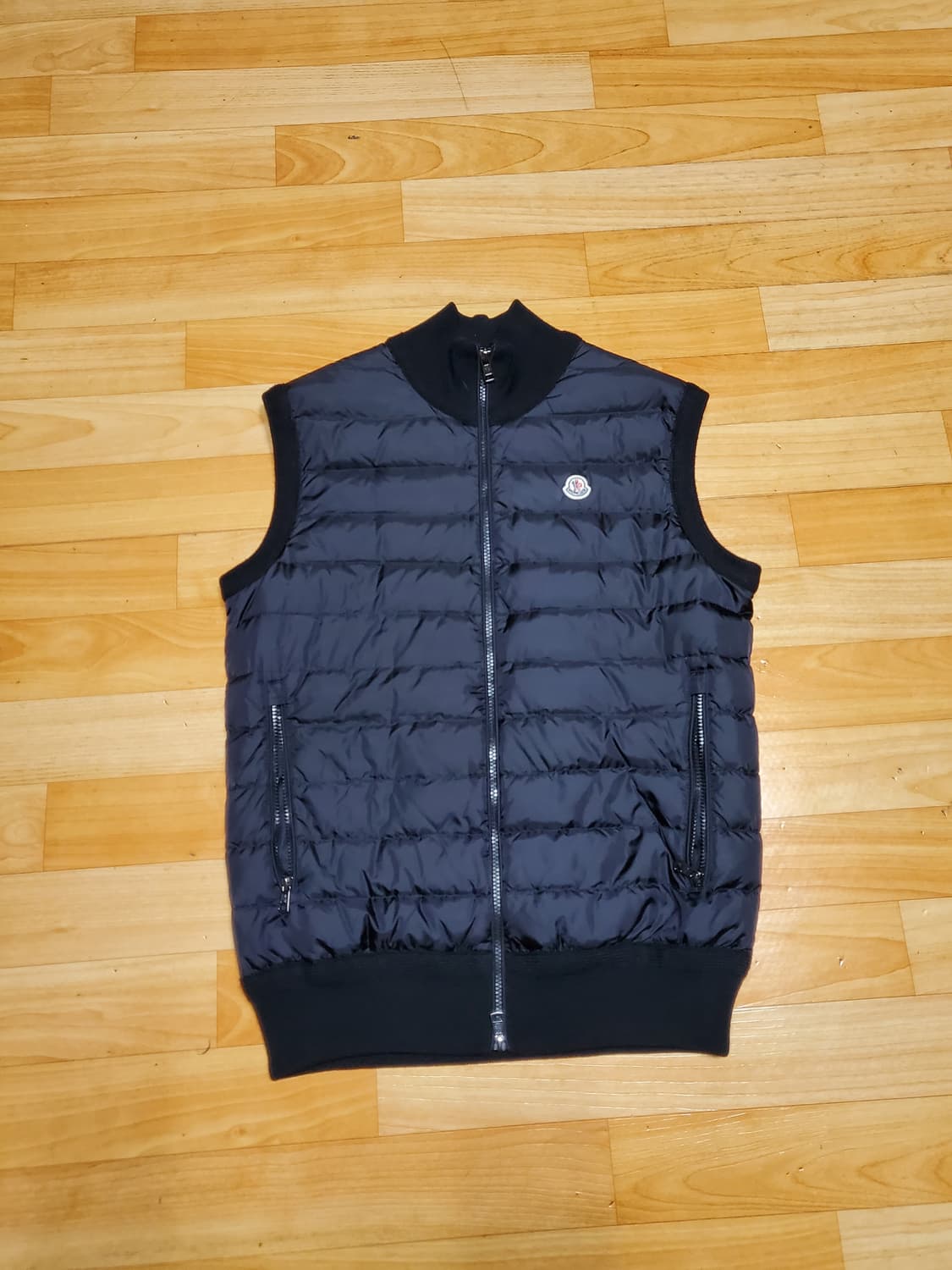 몽클레어 남성 경량 패딩 조끼 XXL 상품이미지1