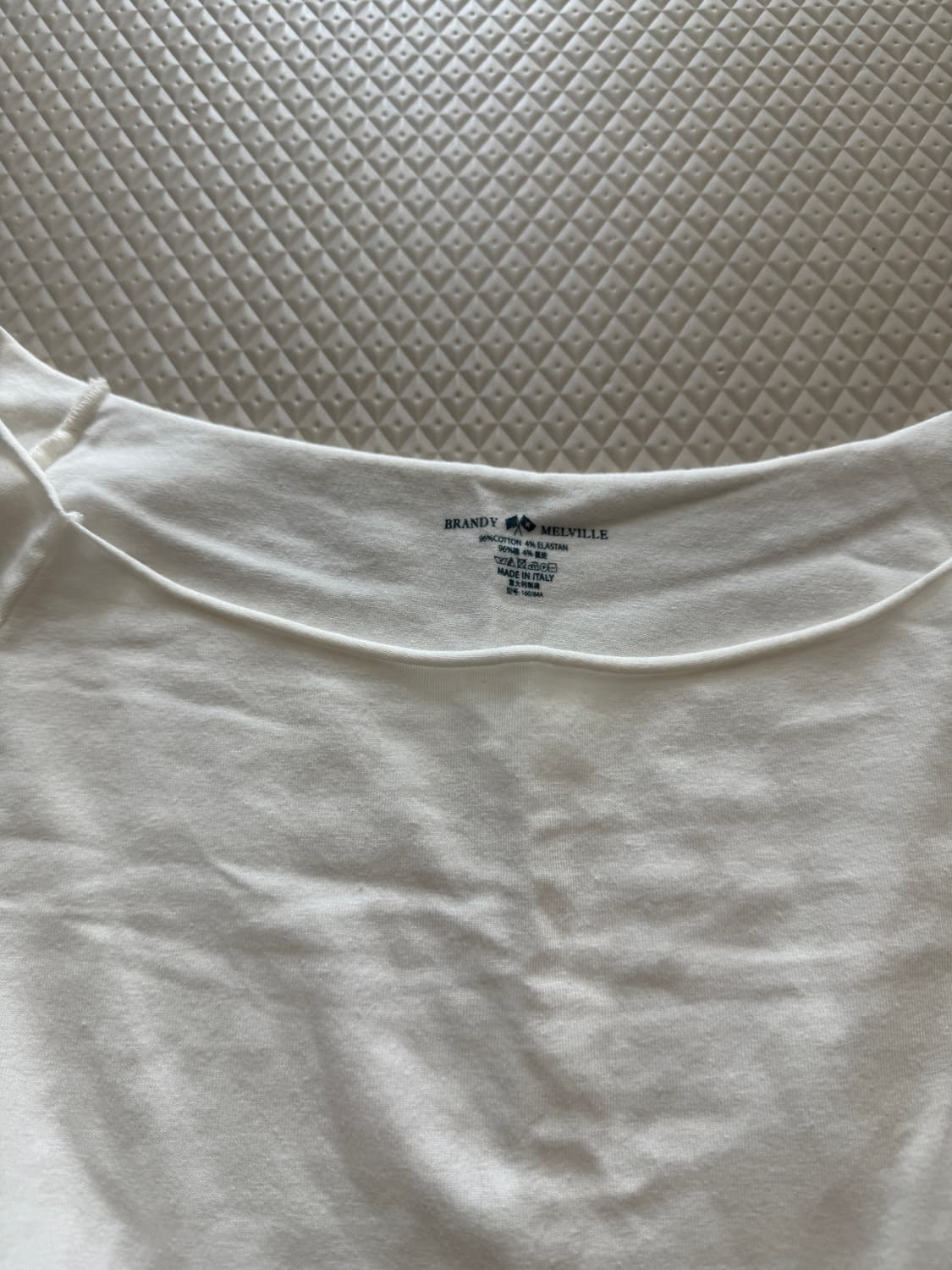 브랜디멜빌 긴팔 오프숄더 티셔츠 상품이미지4