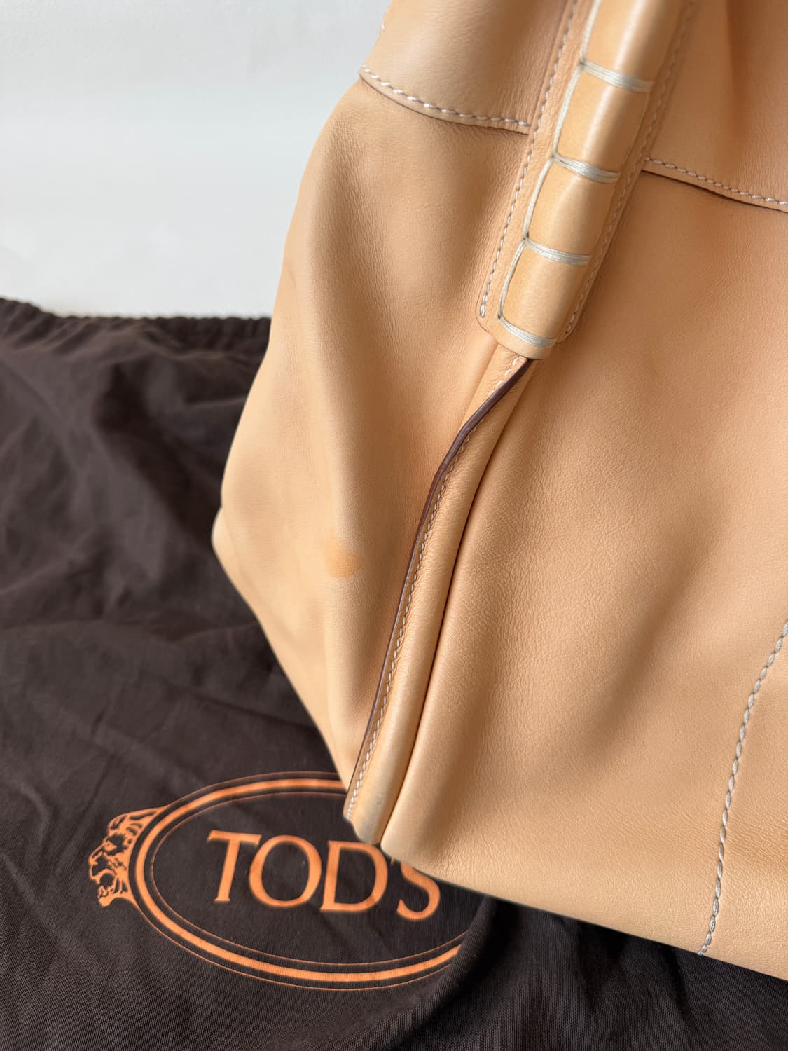 토즈(TOD'S) 레더 토트 숄더백(ITALY) 상품이미지5