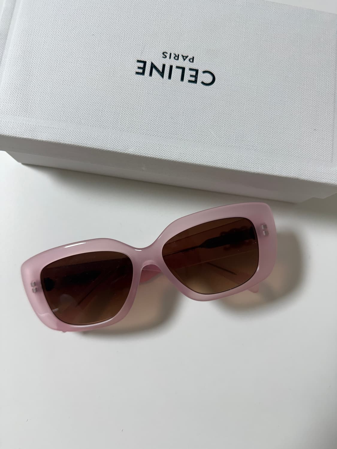 셀린느 밀키로즈 트리오페 선글라스  상품이미지2