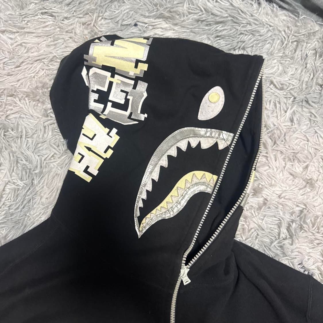 베이프 한정판 픽셀 샤크 후드집업 블랙 2XL 상품이미지3