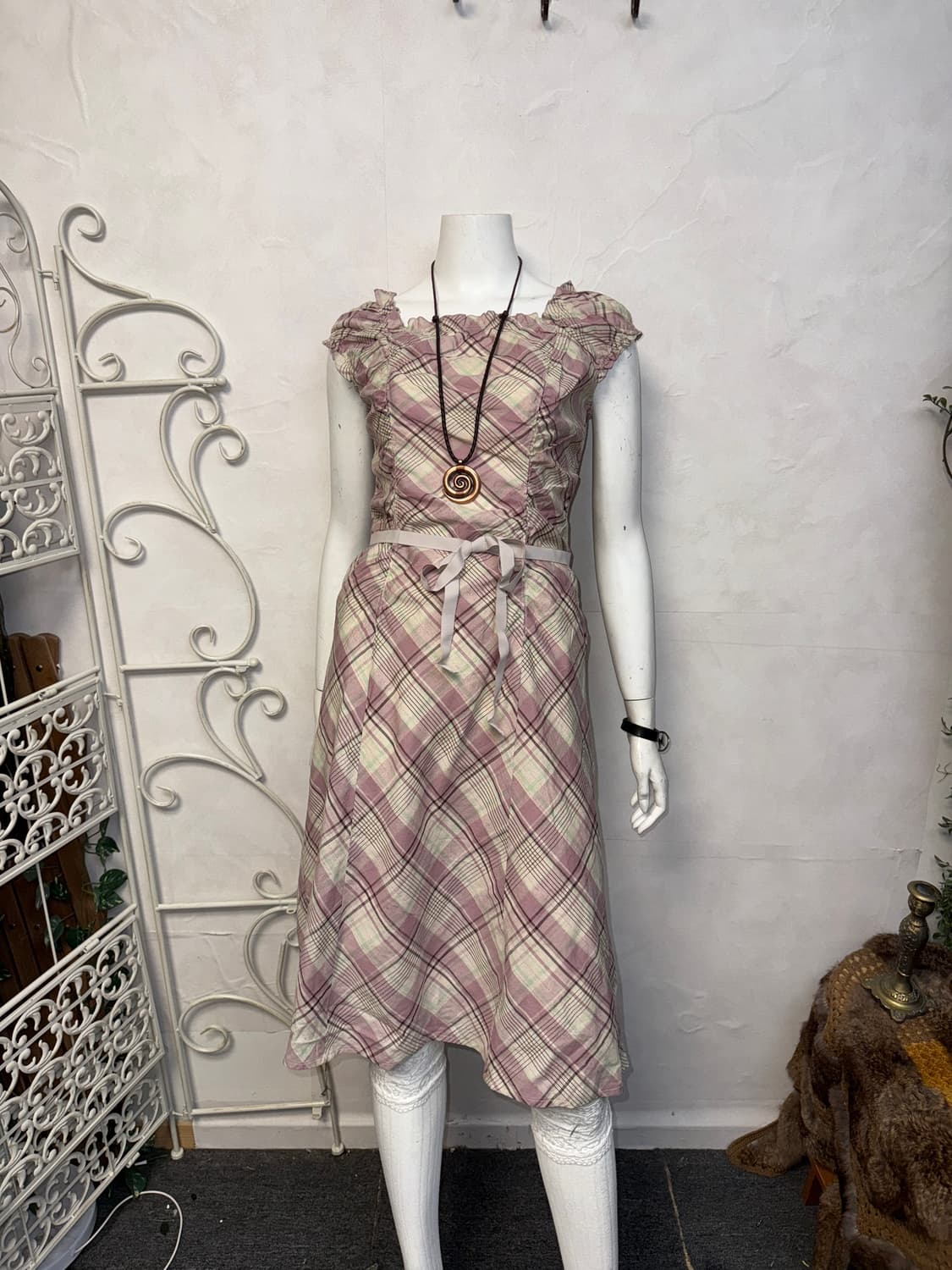 Mute pink check offshoulder shirring ops 상품이미지2