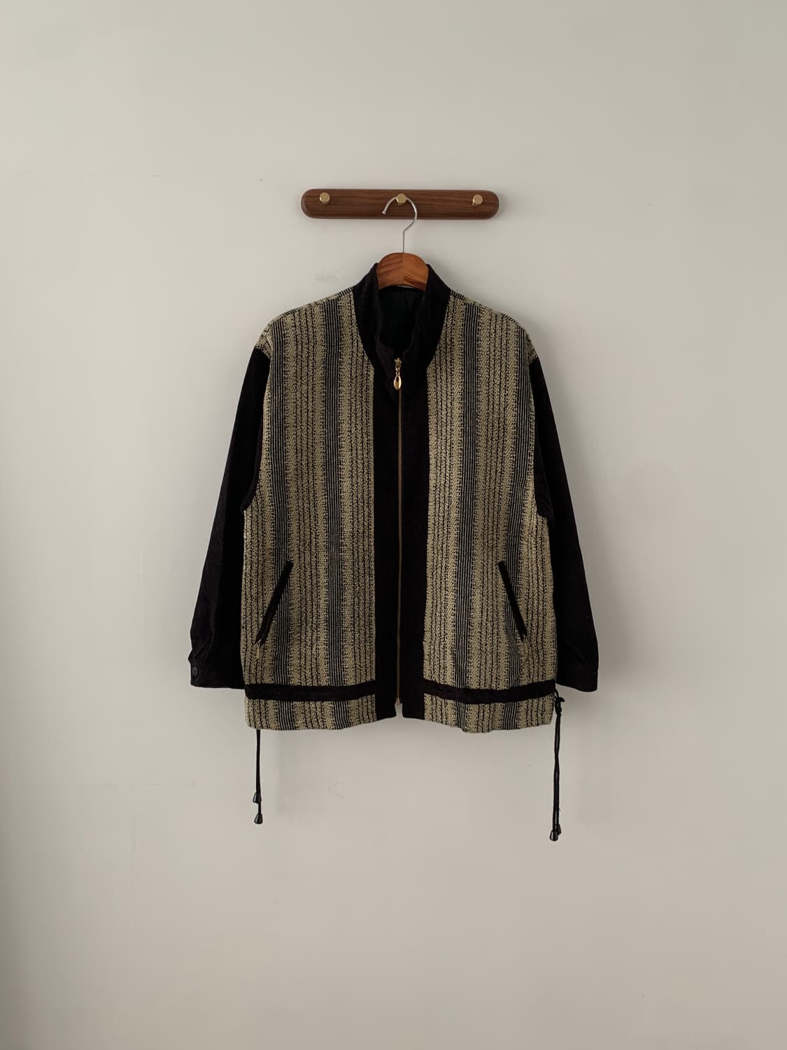 블랙 스트라이프 울 자켓 상품이미지1