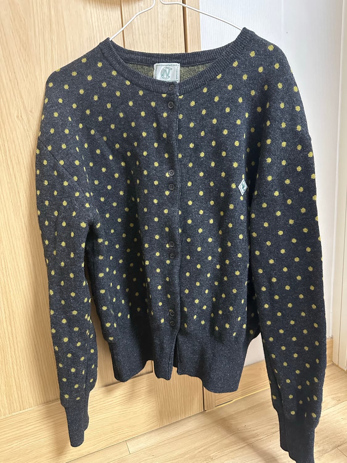 노컨텐츠 도트 울 가디건 차콜 상품이미지2