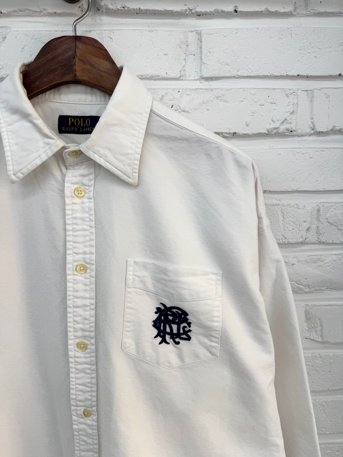 폴로 화이트 자수 셔츠 상품이미지4