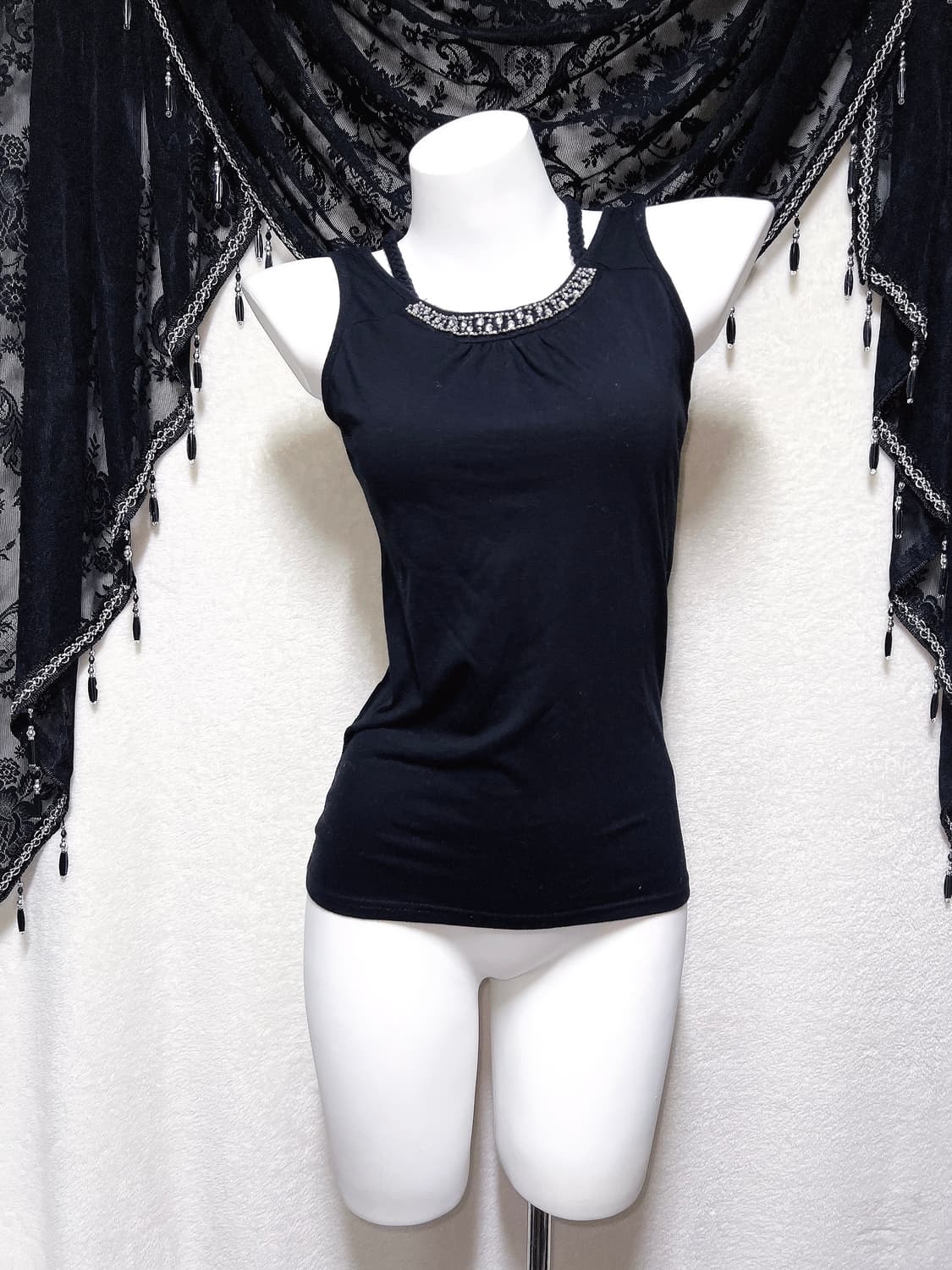 로맨틱고딕 고스펑크 갸루 비즈 큐빅 홀터넥 슬리브리스 나시 핀터 로걀탑 상품이미지3