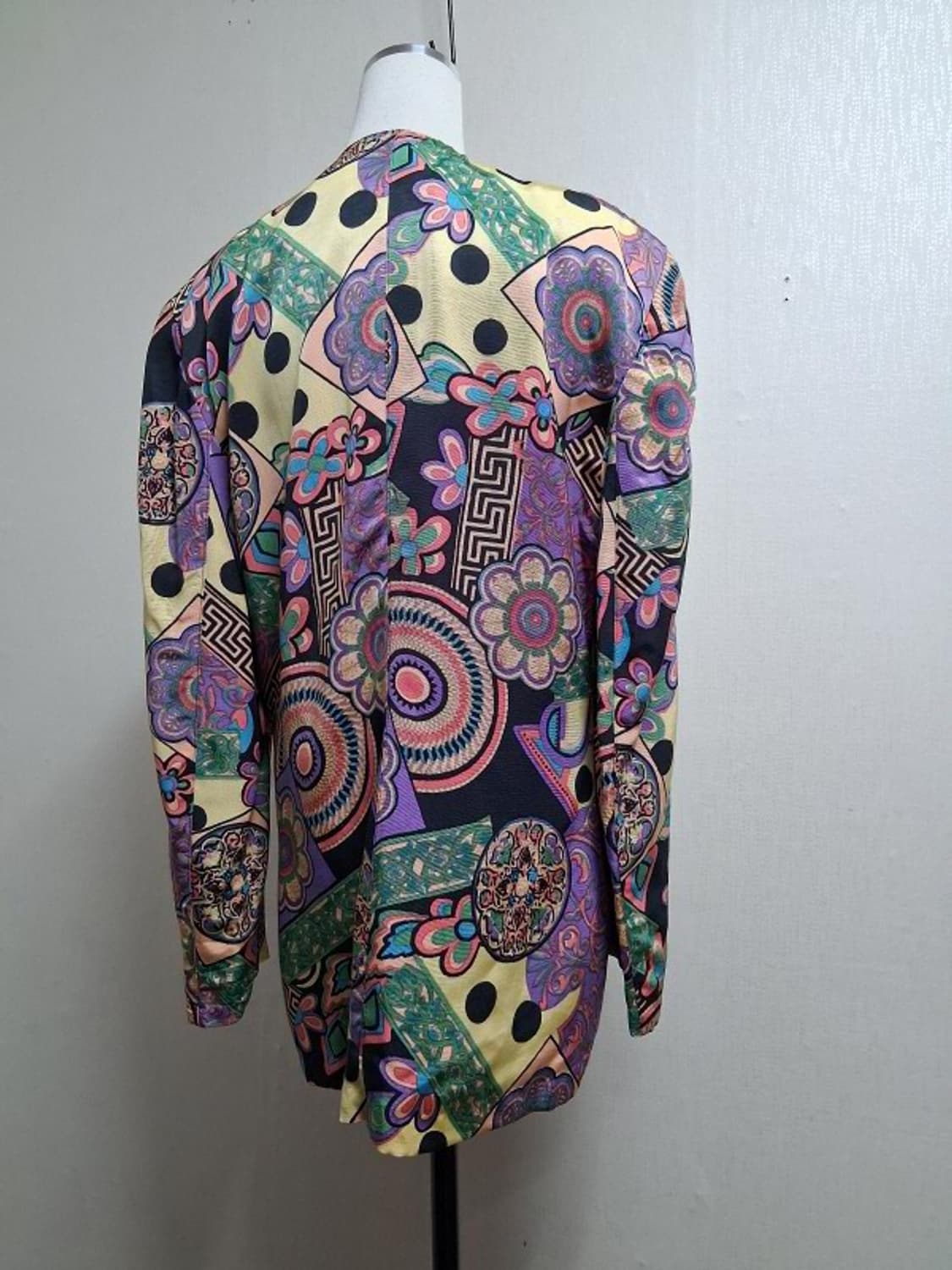 ELISA  화려한 보헤미안 레트로 쟈켓 77크기
이탈리아 겉감 실크같은 상품이미지2