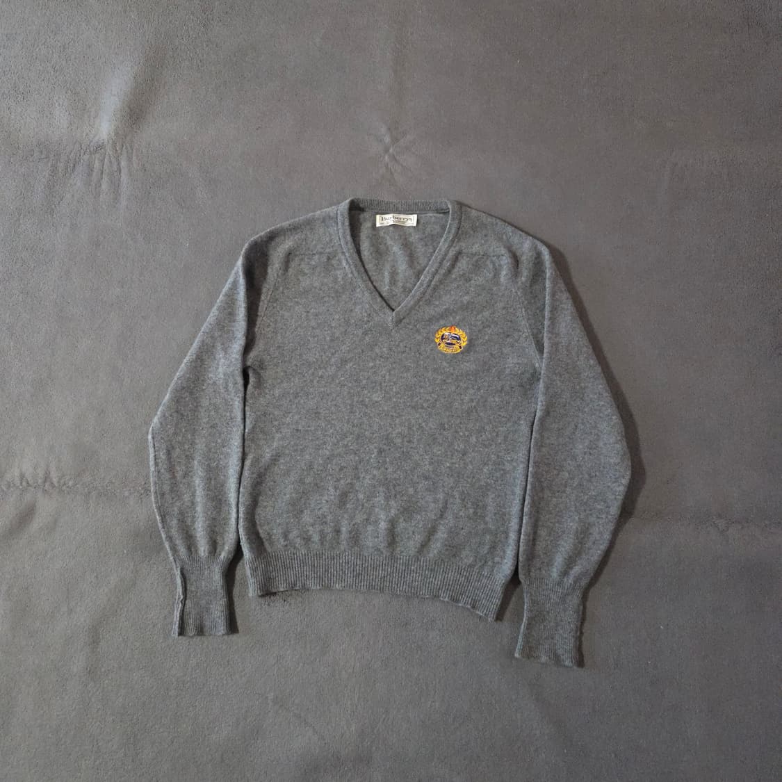 버버리 빈티지 크레스트로고 브이넥 램스울 니트 M 상품이미지2