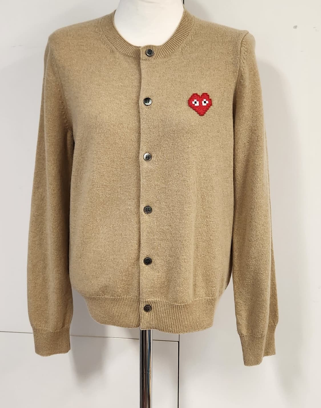 꼼데가르송 x 인베이더 픽셀 와펜 울가디건  M 22SS 상품이미지2