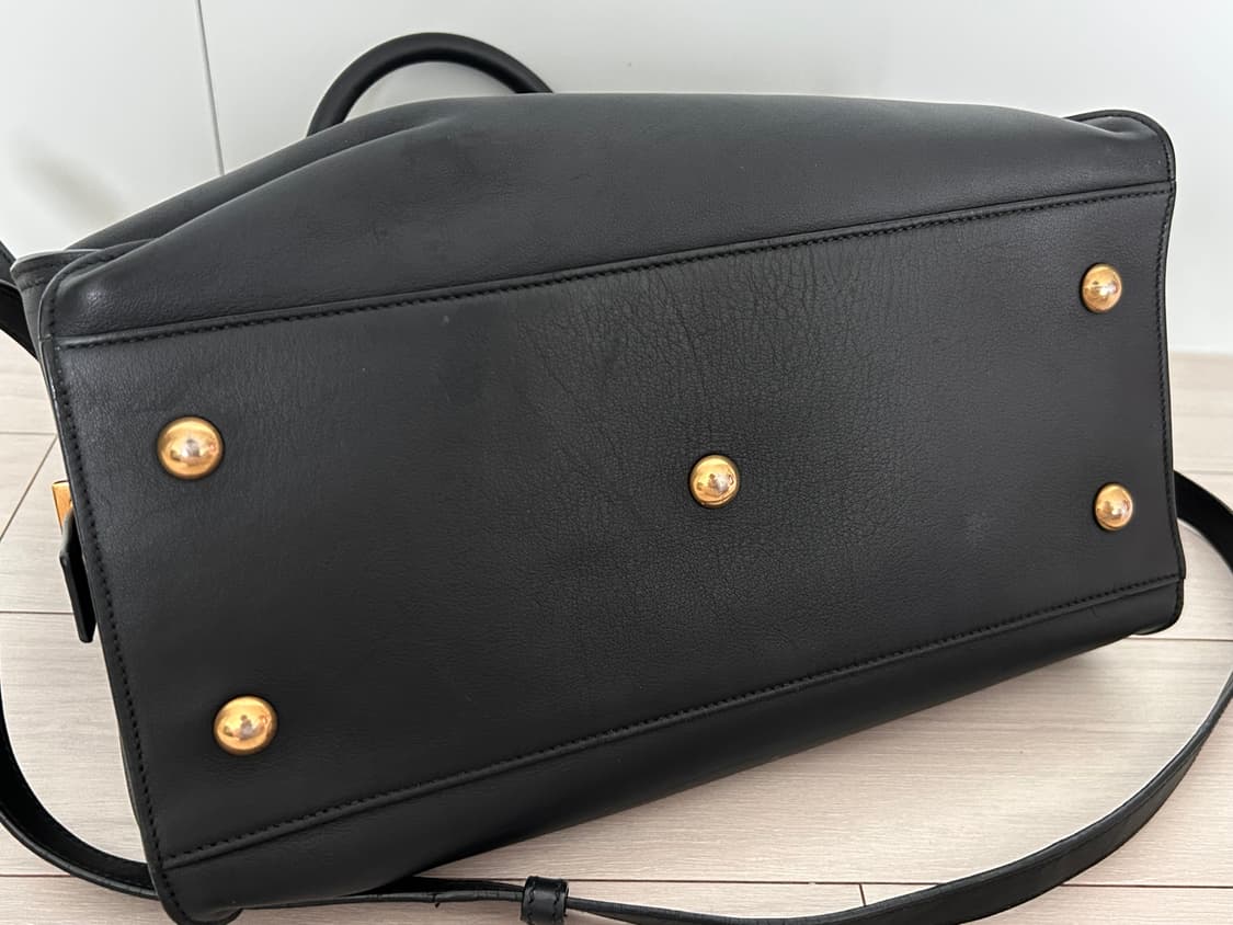 입생로랑 생로랑 파리스 YSL 뉴 카바스 블랙 스몰백 핸드백 상품이미지5