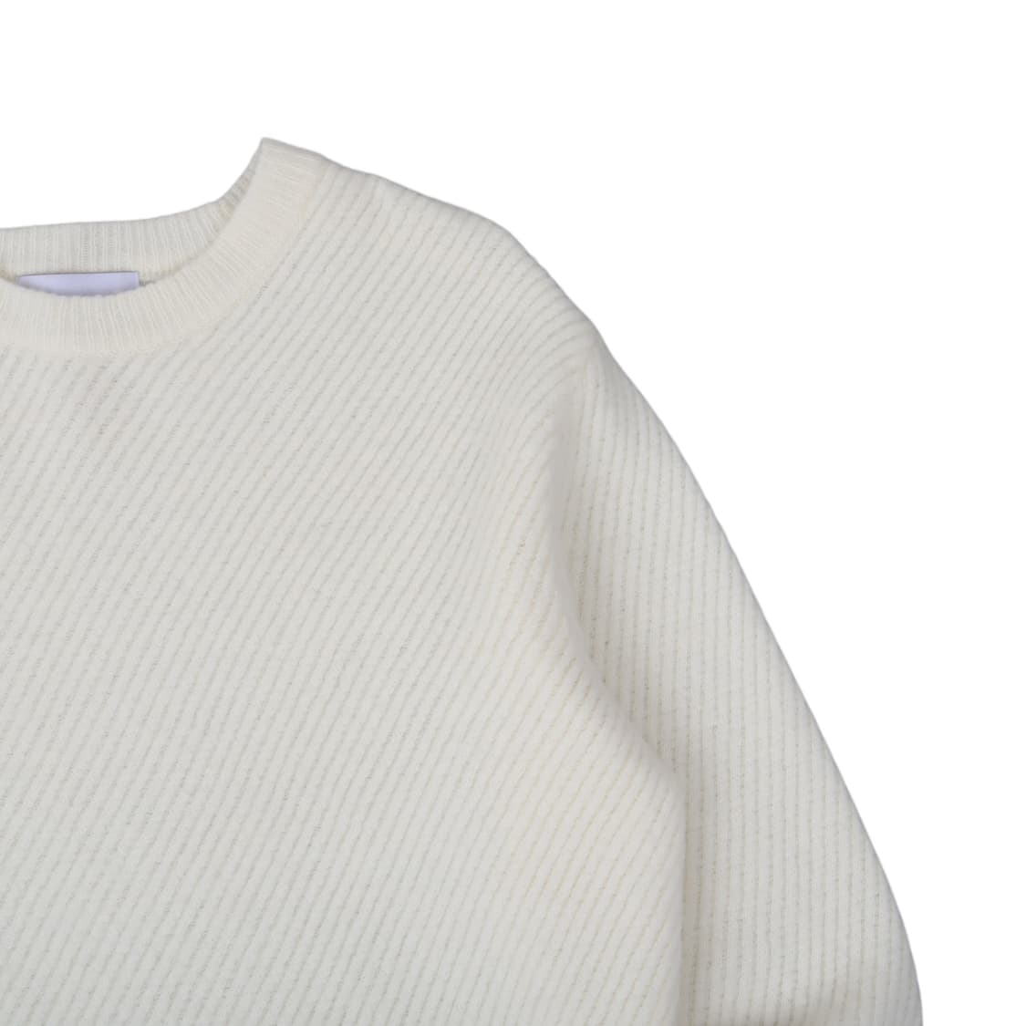 솔리드옴므 22fw 크로스케이블 니트 스웨터 상품이미지2