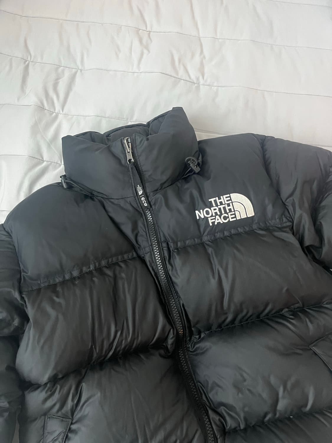 노스페이스 눕시 숏패딩 블랙 상품이미지1