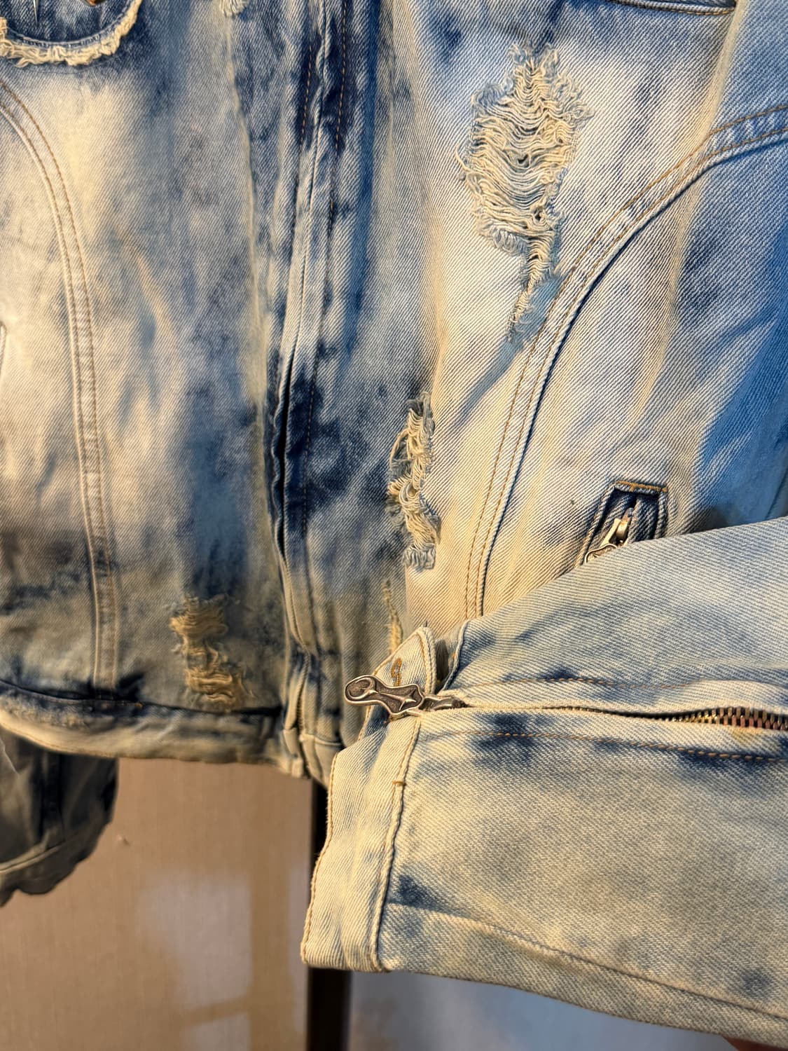 떠그클럽 데미지 데님 크롭 후드자켓 상품이미지4