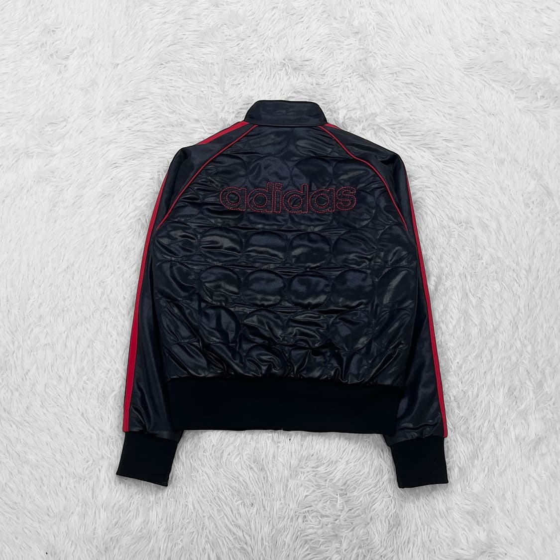 아디다스 빅 로고 퀄팅 트랙탑 져지 블랙 상품이미지2