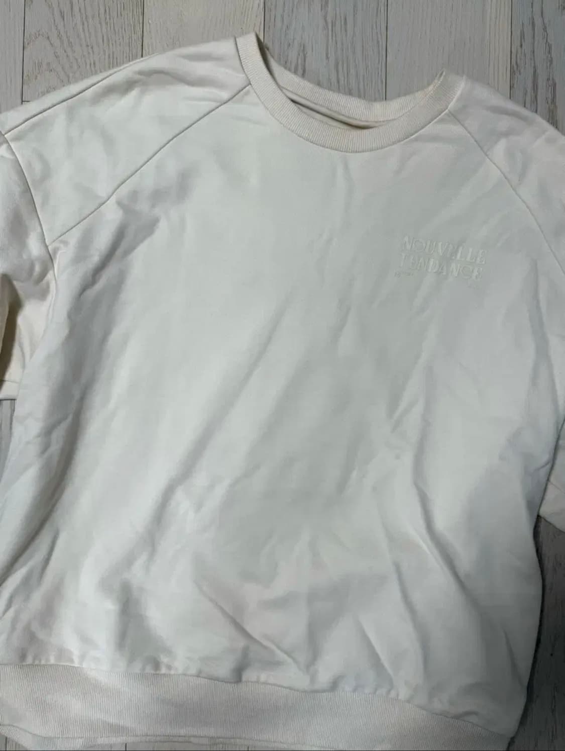 준지 JUUN.J 21ss 아이보리 민트자수 맨투맨 상품이미지2