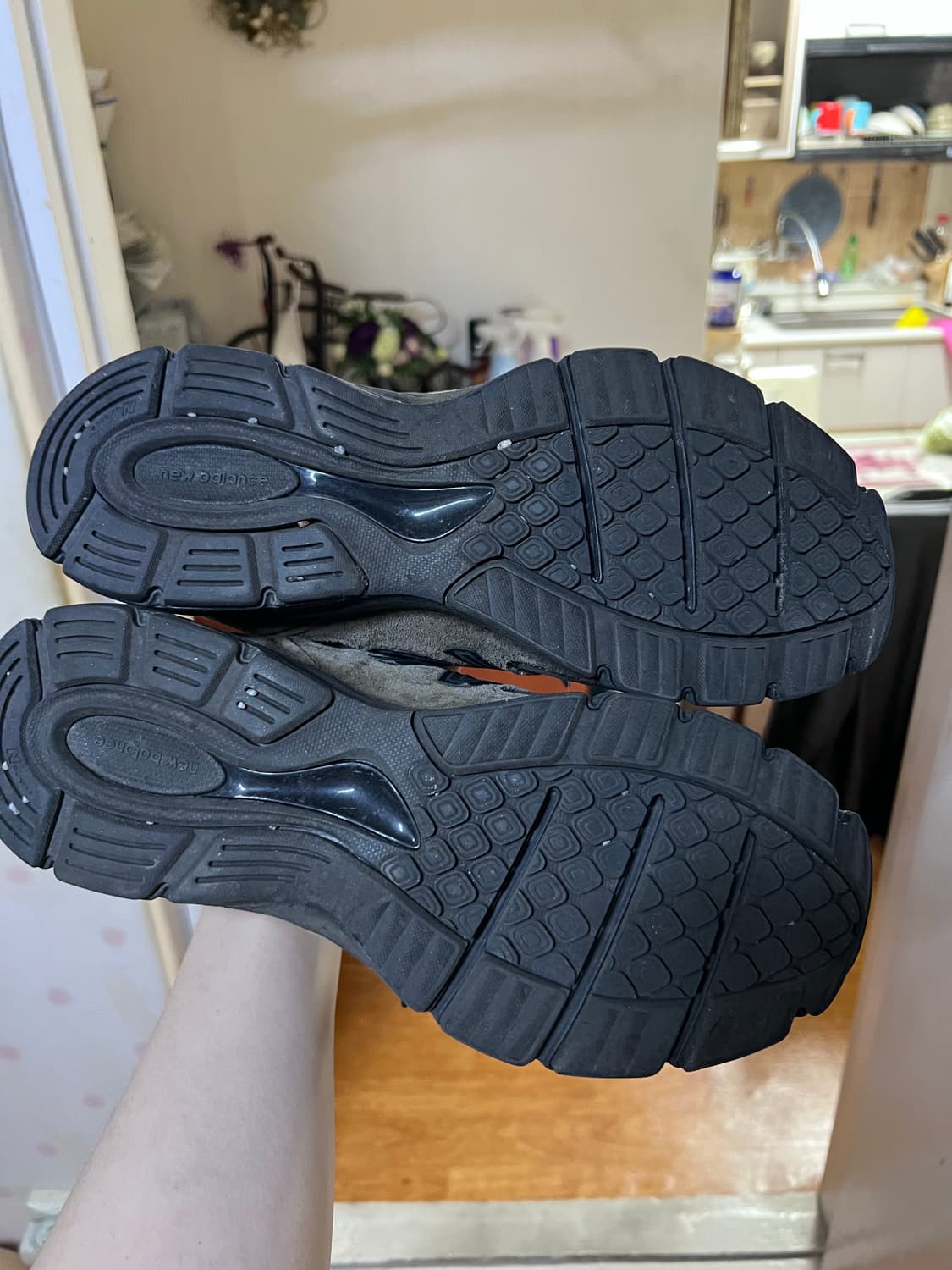 뉴발란스 990v4 밀리터리 그린 260 판매 상품이미지5