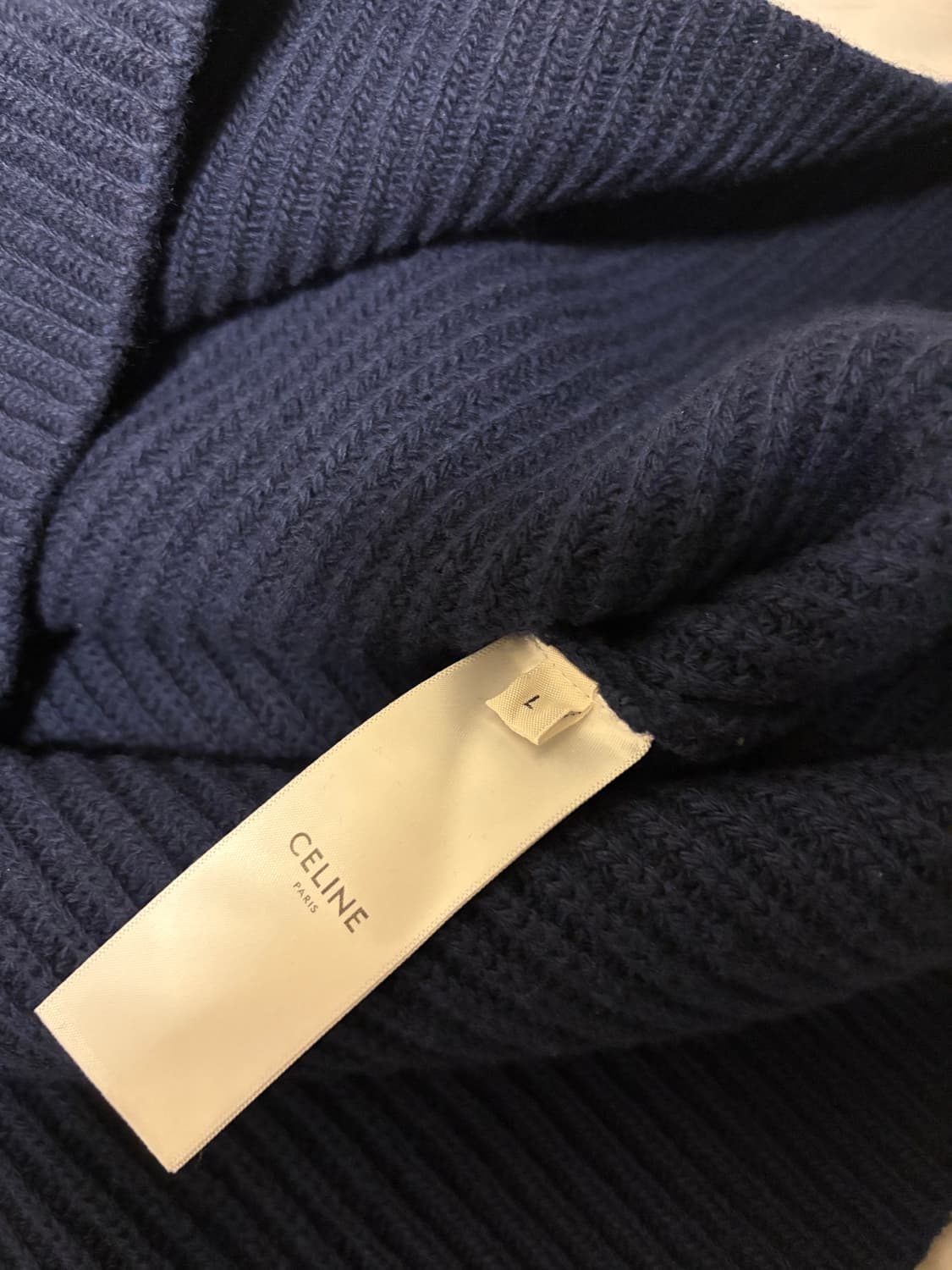 셀린느 네이비 니트(올해초갤러리아구매) 상품이미지2