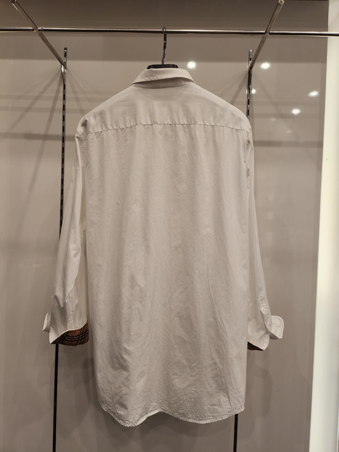 버버리 화이트셔츠 커프스체크 L 상품이미지2