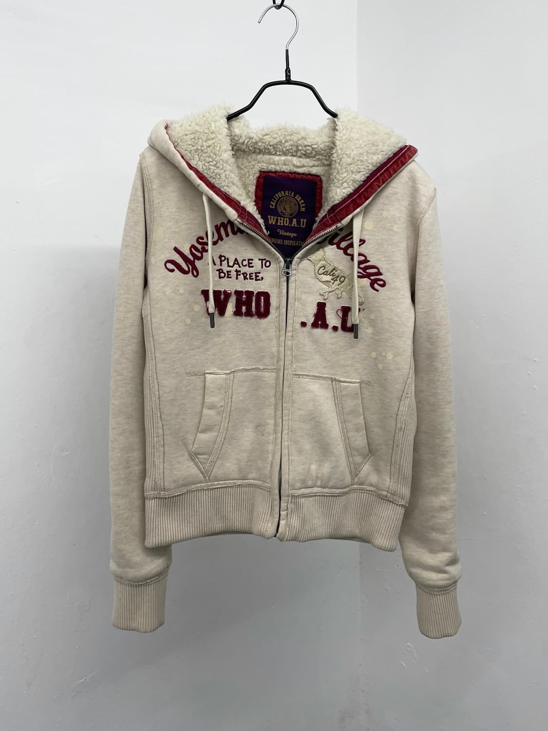 후아유 로고 자수 울프죠 집업 상품이미지2