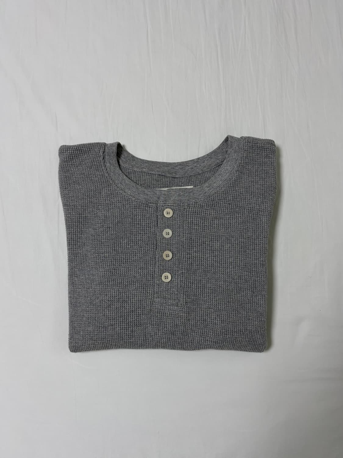 문달 헨리넥 티셔츠 그레이 상품이미지3