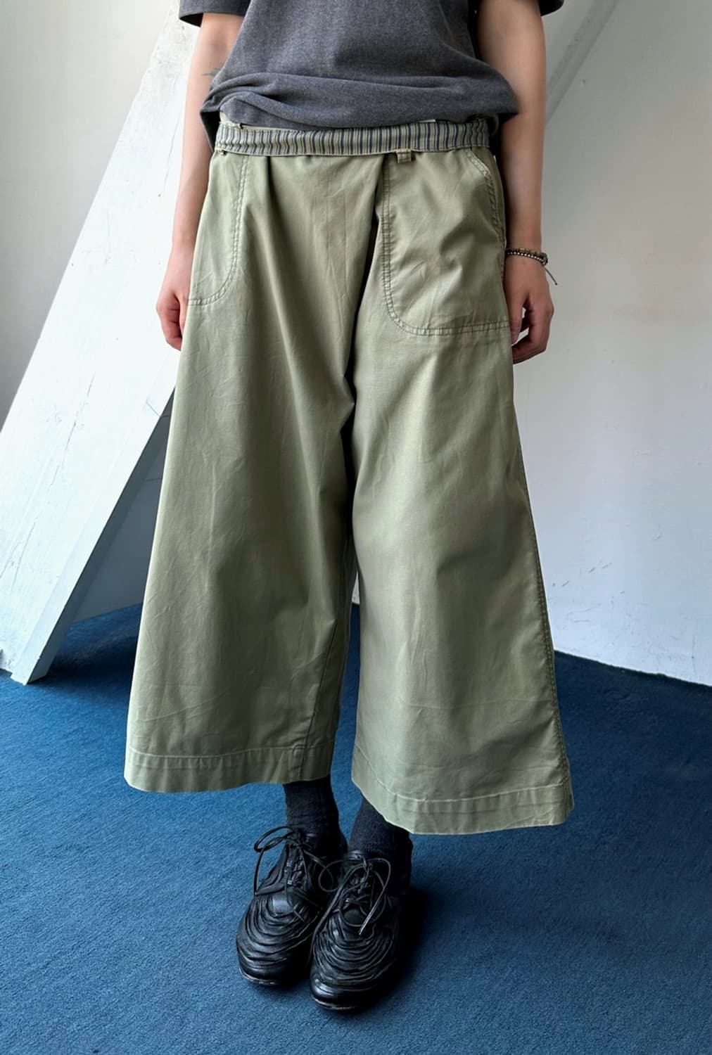 Banded 3/4 fake wrap detail gaucho pants 상품이미지10