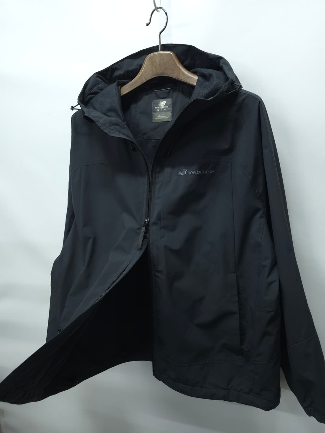 뉴발란스 투웨이 바람막이 자켓 (남성 상품이미지8