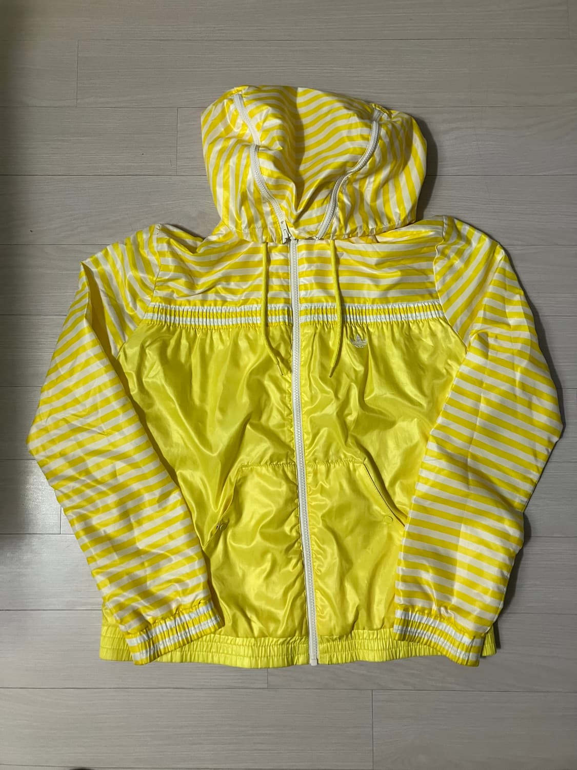 adidas stripe windbreaker 상품이미지1