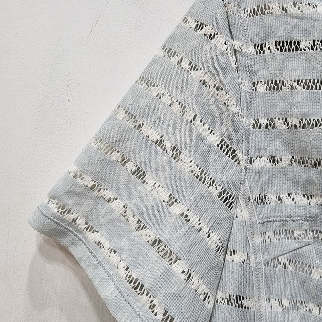 MINE 펀칭 반팔 블라우스 55~55반 상품이미지5