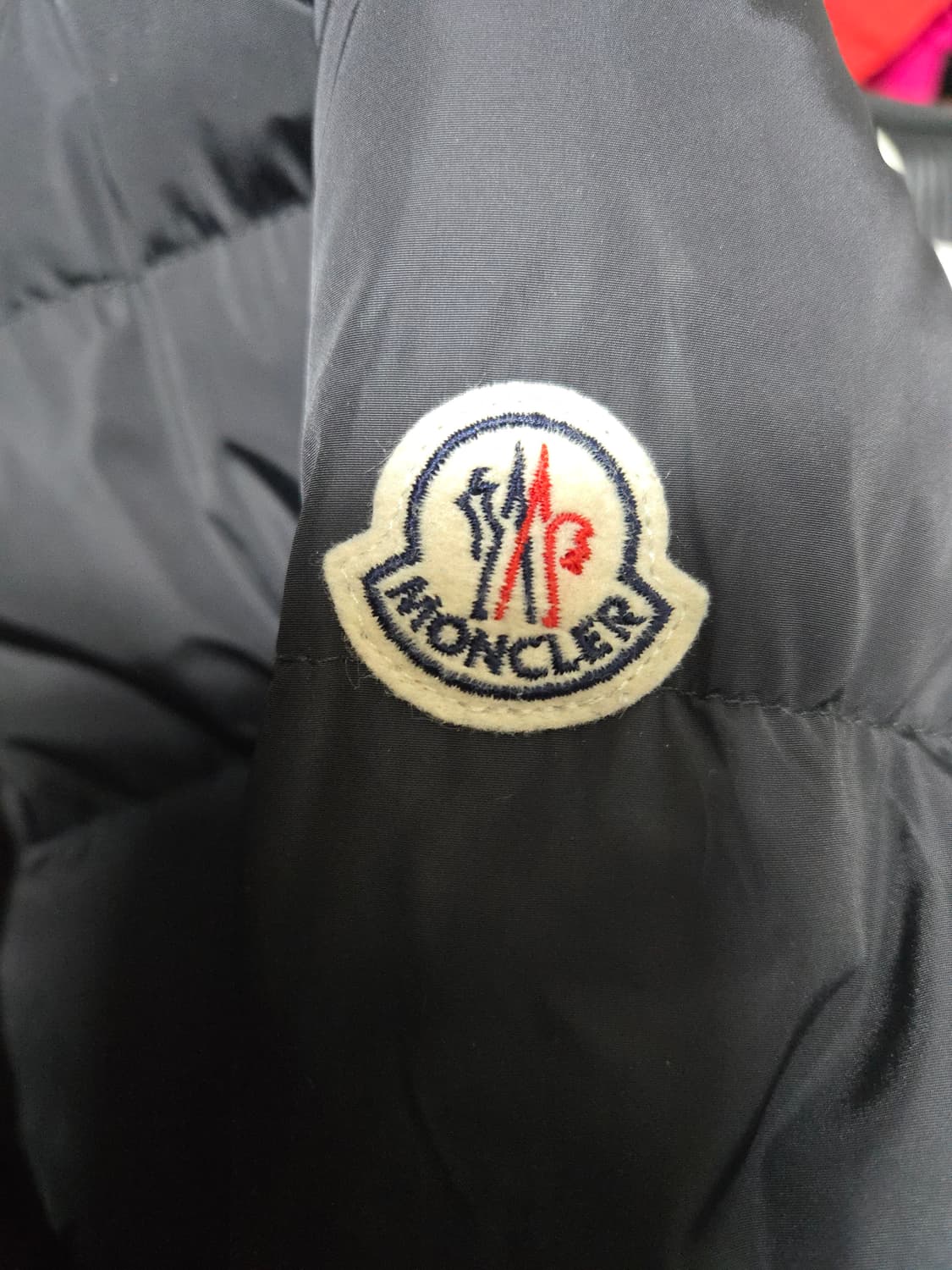 몽클레어 백화점판 프라곤(아프로티) 라쿤털 패딩 사이즈 2( 66) 상품이미지2