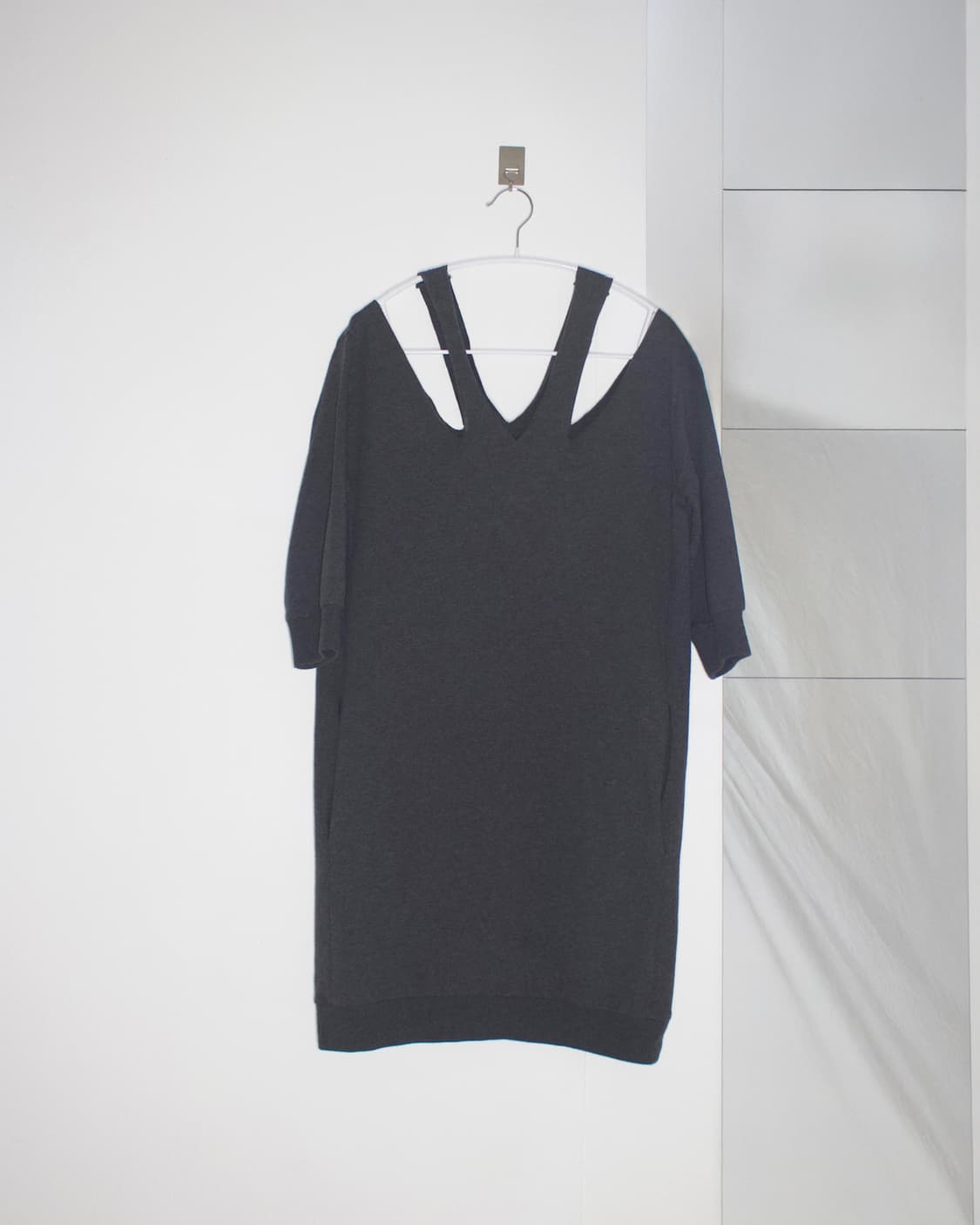 cut out sweat one piece 상품이미지2
